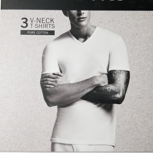 NWT Reaction Kenneth Cole V Neck  Cotton Tshirt - Picture 4 of 4